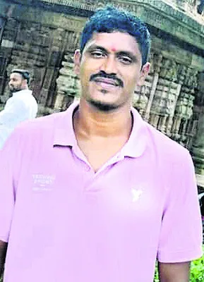    నిర్మాణ రంగం కుదేలైంది 