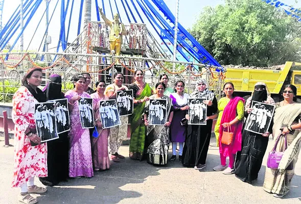 కేంద్రానివి కక్ష సాధింపు రాజకీయాలు