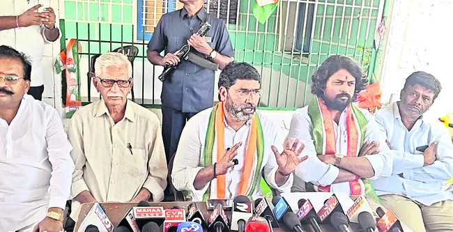 77 మంది సర్పంచులు మా మద్దతుదారులే.. 