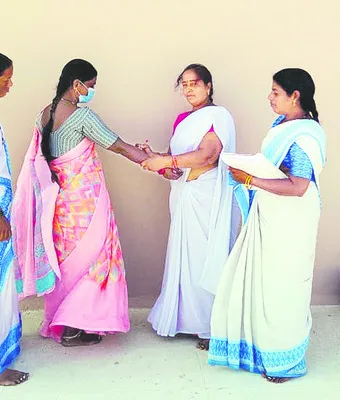 కుష్టు అనుమానితుల గుర్తింపు 