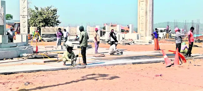 గ్రానైట్‌ రాళ్లపై గ్రైండింగ్‌తో ఇబ్బందులు
