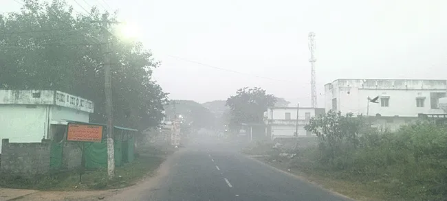 పంచాయతీ విభజనపై టీడీపీలో వర్గపోరు 