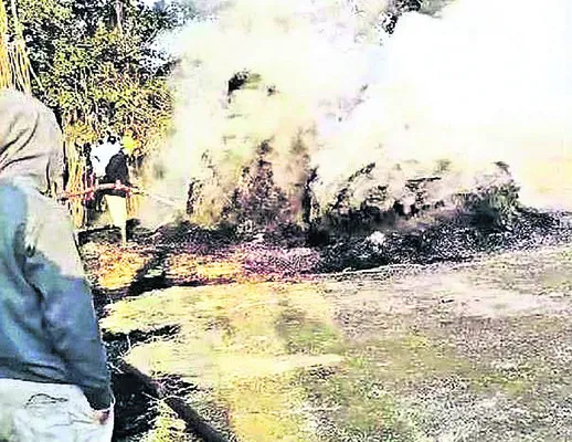 రైతుల కష్టం బూడిద 