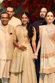 Bloomberg 2025 report on world richest families top list