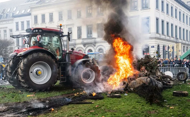 Thousands of farmers protest in Brussels over EU agricultural policy