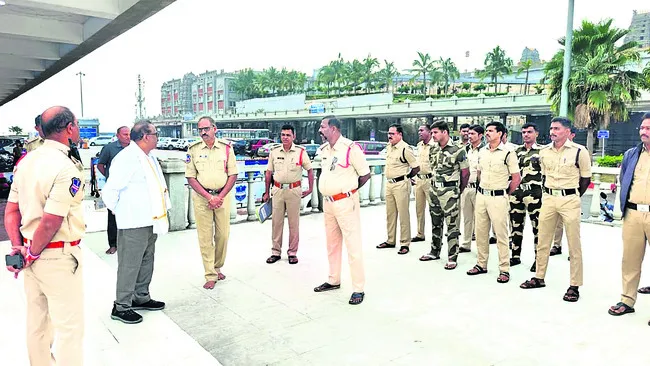 అన్నప్రసాద కేంద్రంలో ఇబ్బందులు తలెత్తొద్దు