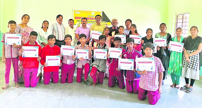 రాష్ట్రస్థాయి రోల్‌ ప్లే  పోటీలకు ఎంపిక
