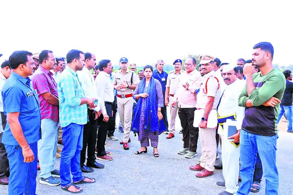 సీఎం పర్యటన ఏర్పాట్ల పరిశీలన