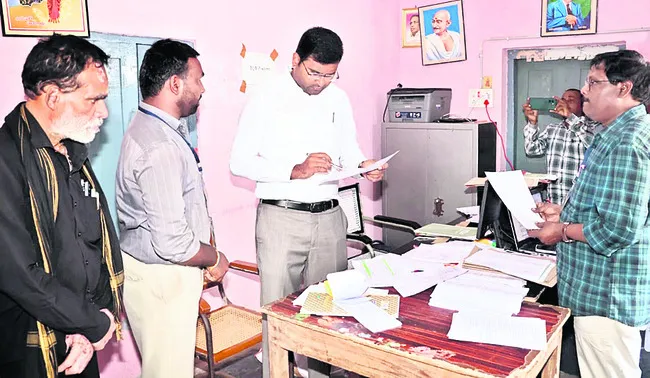 ఎన్నికల నియమావళి ఉల్లంఘించొద్దు 