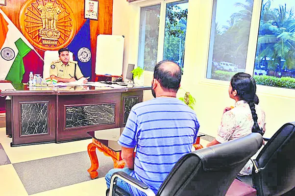 ఫిర్యాదుల పరిష్కారమే మా లక్ష్యం 