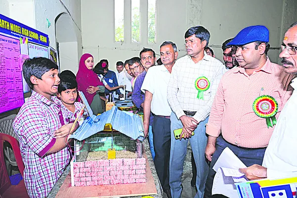 వైజ్ఞానిక ప్రదర్శనకు వేళాయె 