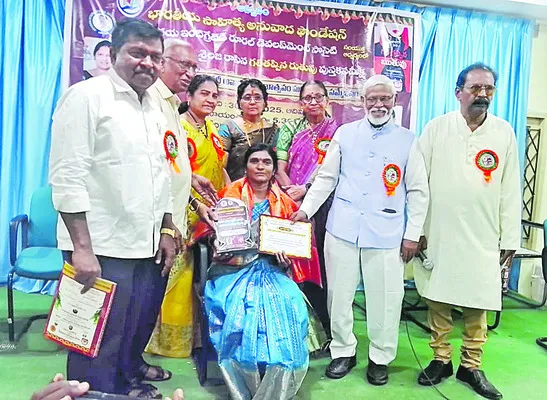 ‘నారోజు’కు జాతీయ ప్రతిభా లెజెండరీ అవార్డు 