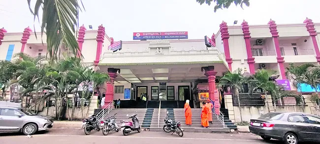 శ్రీగిరిలో వసతి పేరుతో ‘సైబర్‌’ దోపిడీ