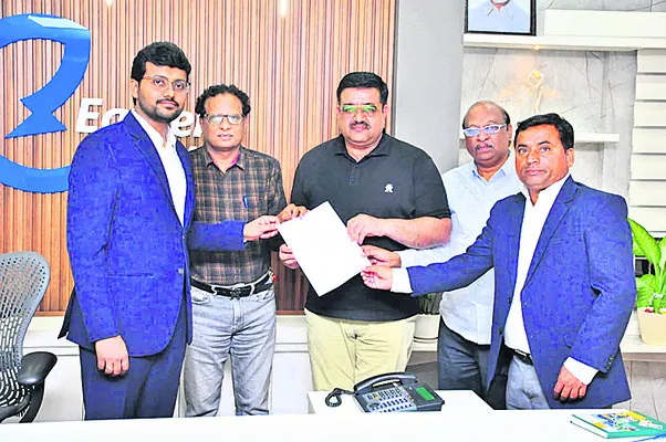 ఎస్సీ, ఎస్టీ గృహాల సోలరైజేషన్‌కు ఒప్పందం