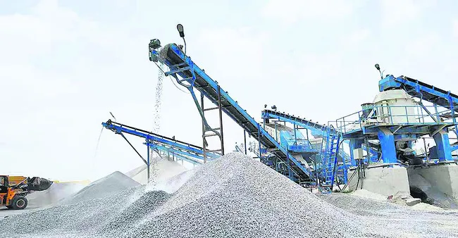 స్టోన్‌ క్రషర్స్‌ యజమానుల సమ్మెబాట