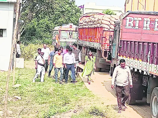 రైతులను మోసగిస్తే చర్యలు 