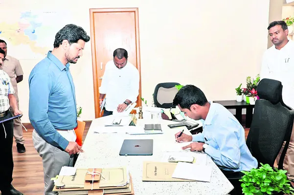 డీసీసీబీ, పీఏసీఎస్‌ల పాలకవర్గాలు రద్దు