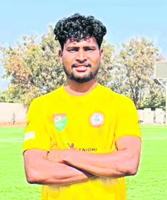 రుణమాఫీ ప్రక్రియను  వేగవంతం చేయాలి 
