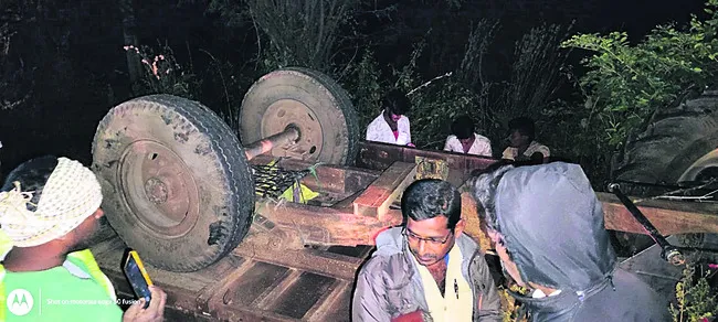 కరెంట్‌షాక్‌తో  యువకుడికి తీవ్రగాయాలు   