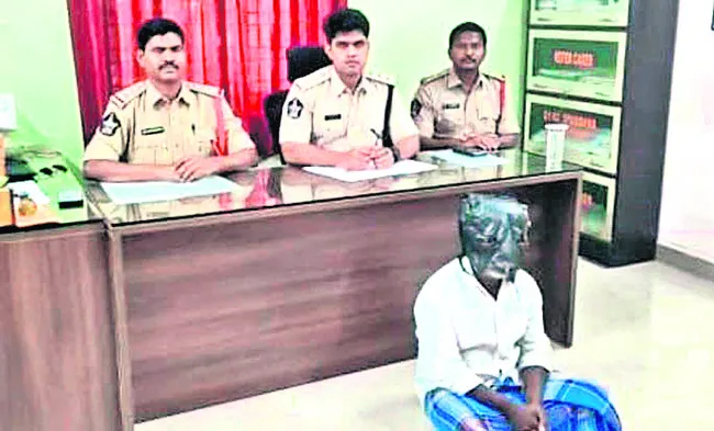 బాలికపై లైంగిక దాడికి పాల్పడిన వ్యక్తి అరెస్ట్‌ 