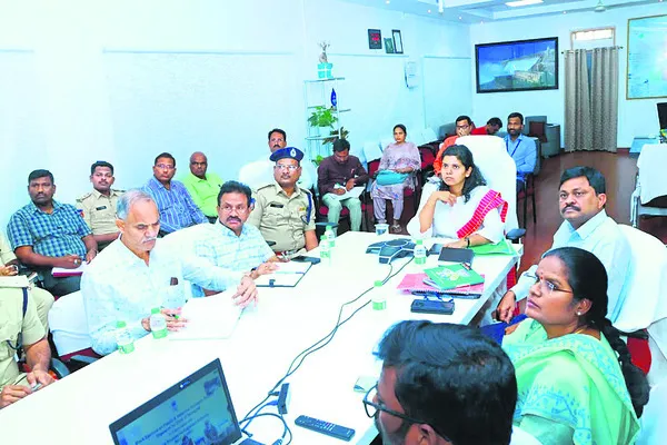 22న మాక్‌ డ్రిల్‌ నిర్వహించాలి