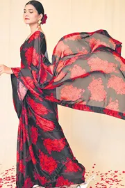 Hyderabad fashion designer abhigna crepe saree with digital print