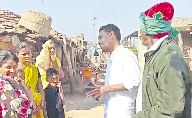 నా డబ్బులు నాకు ఇచ్చేయండి