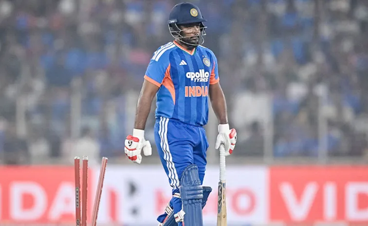 గిల్‌ గాయపడితే ఇతడిని ఆడిస్తారా? జట్టులో ఎందుకు లేడు?