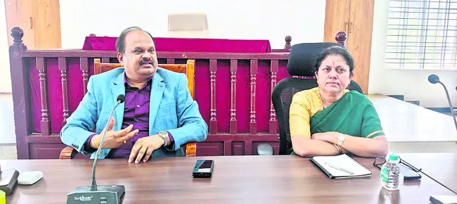 ప్రజల సహకారంతో స్వచ్ఛ నగరం