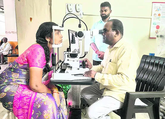 పేదల జీవితాల్లో వెలుగులు