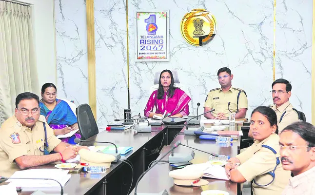 అత్యవసర సహాయక చర్యలకు కమిటీలు