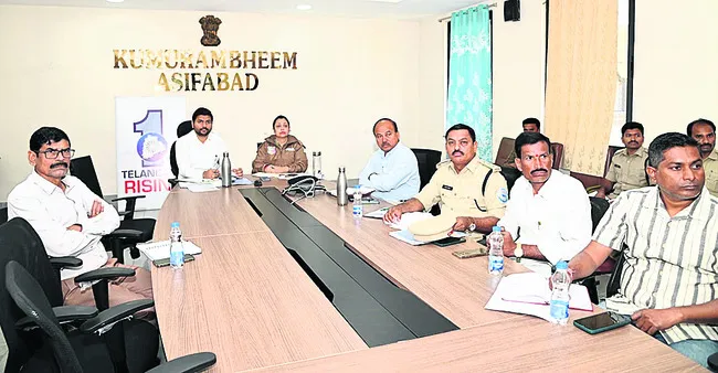 రోడ్డు భద్రత మాసోత్సవాలను విజయవంతం చేయాలి