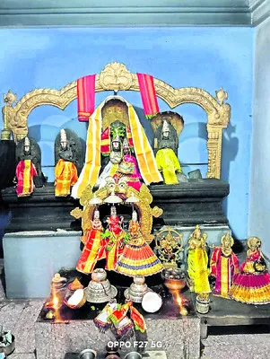 ధనుర్మాసం ప్రత్యేక పూజలు
