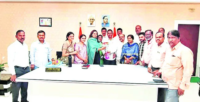 సమష్టి కృషి అభినందనీయం