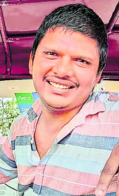 బండరాళ్లు మోపి వ్యక్తి హత్య 