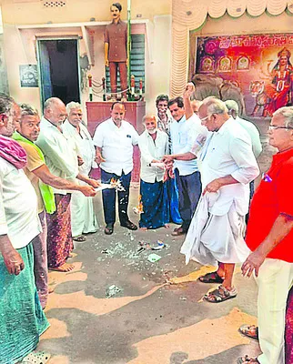 ఉపాధి హామీ పథకాన్ని నీరుగార్చే బిల్లును వెనక్కి తీసుకోవ