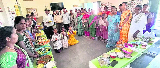 విద్యార్థులను ఆరోగ్యంగా ఎదగనిద్దాం