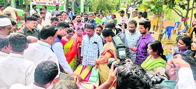 ప్లాస్టిక్‌ నియంత్రణ అందరి బాధ్యత 