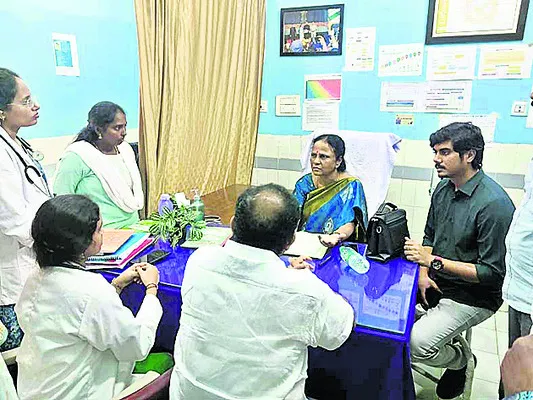 సక్రమంగా వైద్యసేవలు అందించాలి