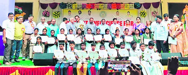 సాంకేతికతకు అధిక ప్రాధాన్యం