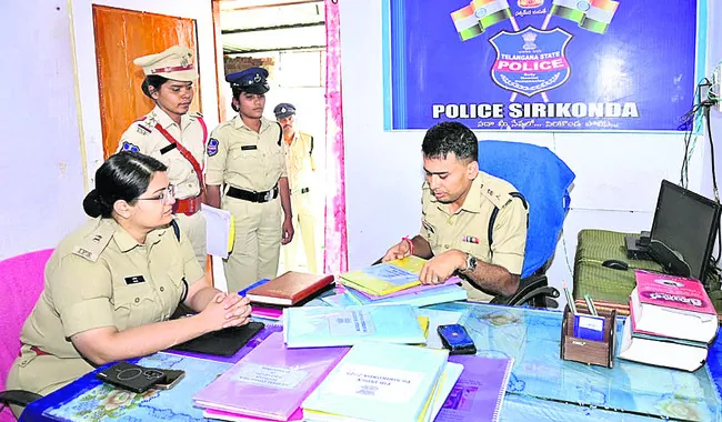 విధి నిర్వహణలో అప్రమత్తంగా ఉండాలి