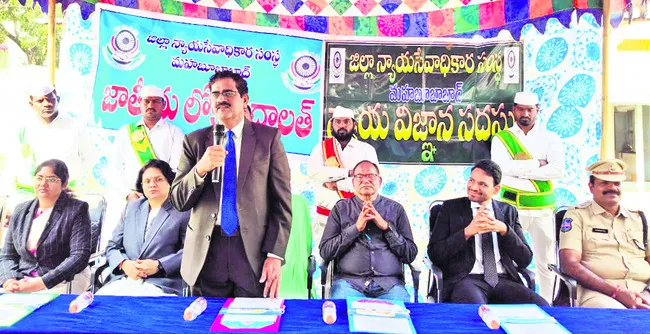 రాజీపడితే శాంతియుత జీవనం