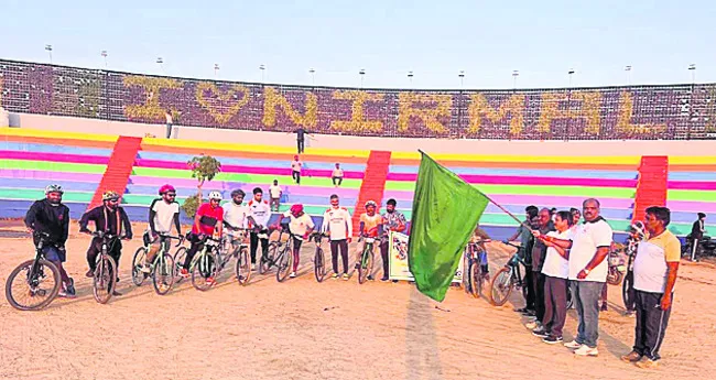 ఆరోగ్య చైతన్యంతో ఫిట్‌ ఇండియా