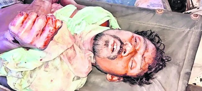 రైలు నుంచి జారిపడి వ్యక్తి మృతి 