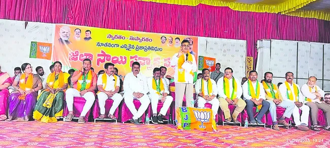 కేంద్రం నిధులతోనే అభివృద్ధి 