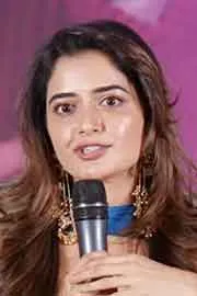 Ashika Ranganath About Age Gap, Pairing With Senior Actors14