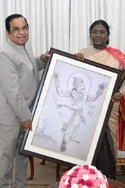 Brahmanandam Met President Draupadi Murmu12