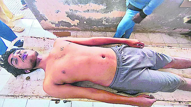 చెడు అలవాట్లతో                            బీబీఏ విద్యార