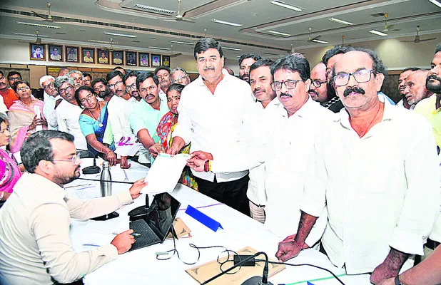 టీడీపీకి అనుకూలంగా పంచాయతీల పునర్విభజన 