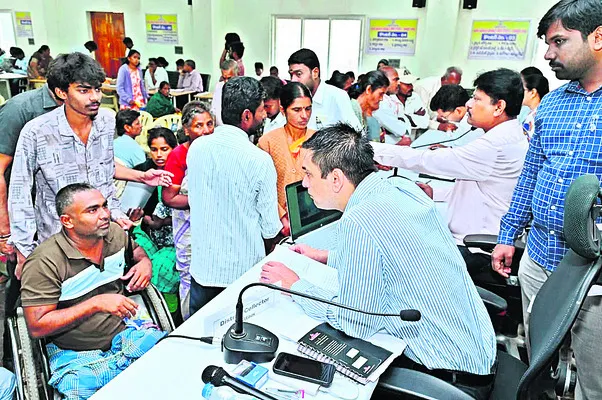 సమస్యలు పరిష్కరించండి సారూ!